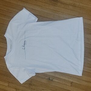 New without tag Be Happy white tshirt
